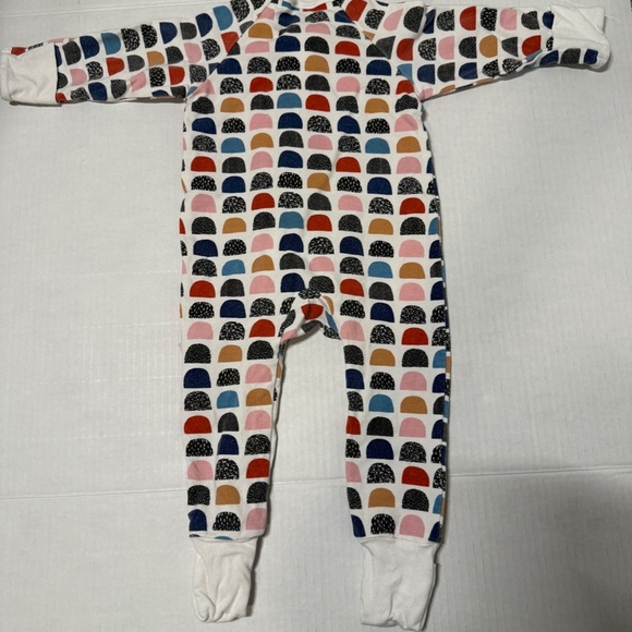 Tiny Kinfolk Zip Sleepers– Rainbow & Egg Print (Size 3-6/6-12mos)  [💥BUNDLE 2] - Picture 4 of 8
